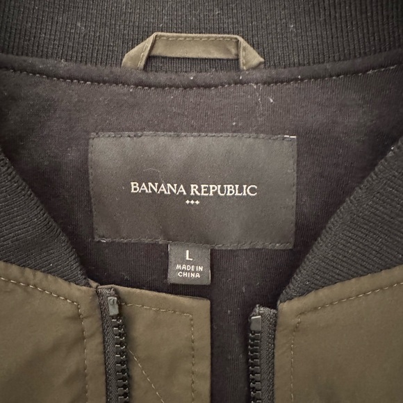 Banana Republic Water-Resistant Tech Motion Bomber Jacket - Kelp - Size Large - Picture 3 of 6